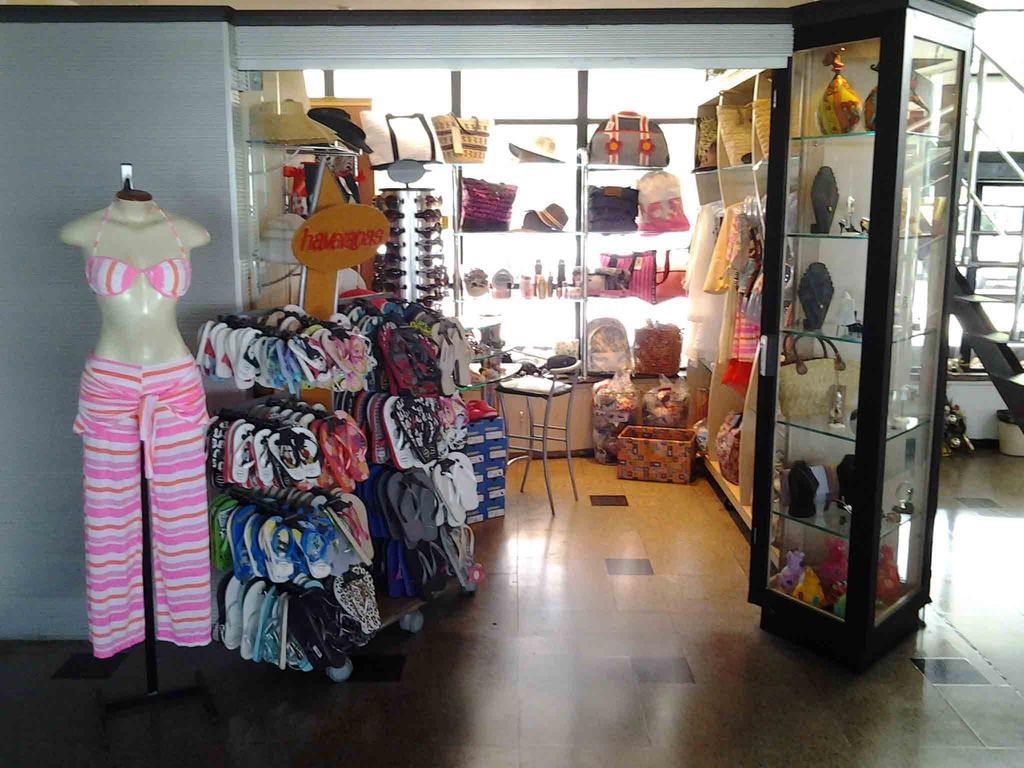 Marina Park Hotel Fortaleza  Exteriör bild A store in the shopping mall